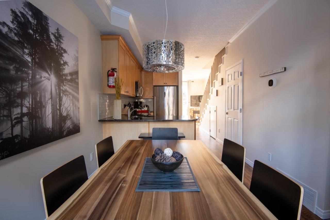 Renovated Chalet At Mystic Springs, Mountain Views, Pets Welcome! Canmore Zewnętrze zdjęcie